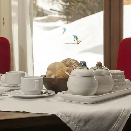 La Perla: The Leading Of The World Hotel